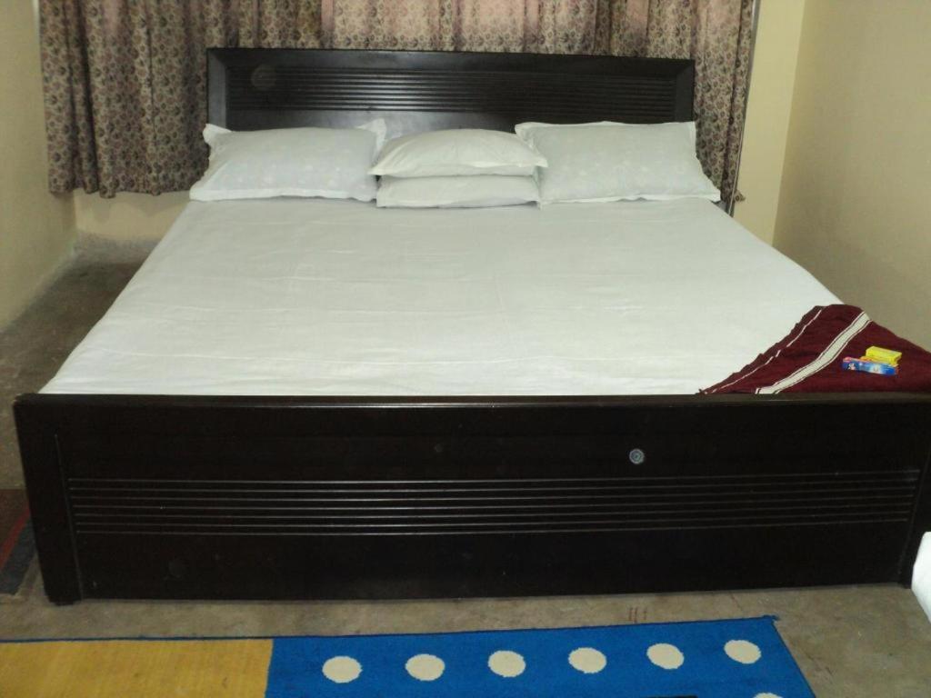 Royal Paying Guest Hotell Kolkata Eksteriør bilde